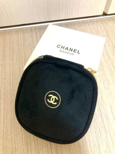 Chanel Novelty Velor Pouch With Mirror Black Gold Very Rare